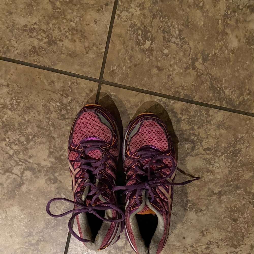 Asiss Gel Kayano 20, size 7